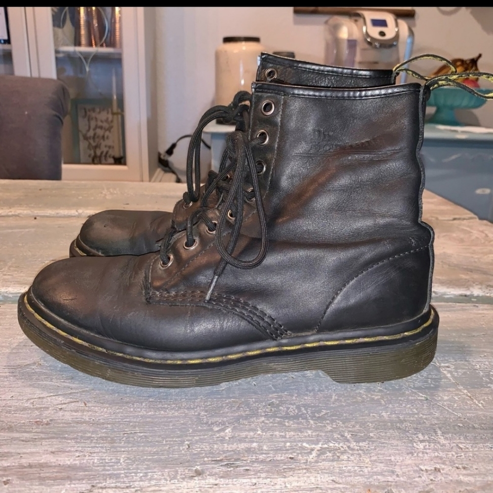 Doc Martens Lace Up Black Combat Boots Size 8